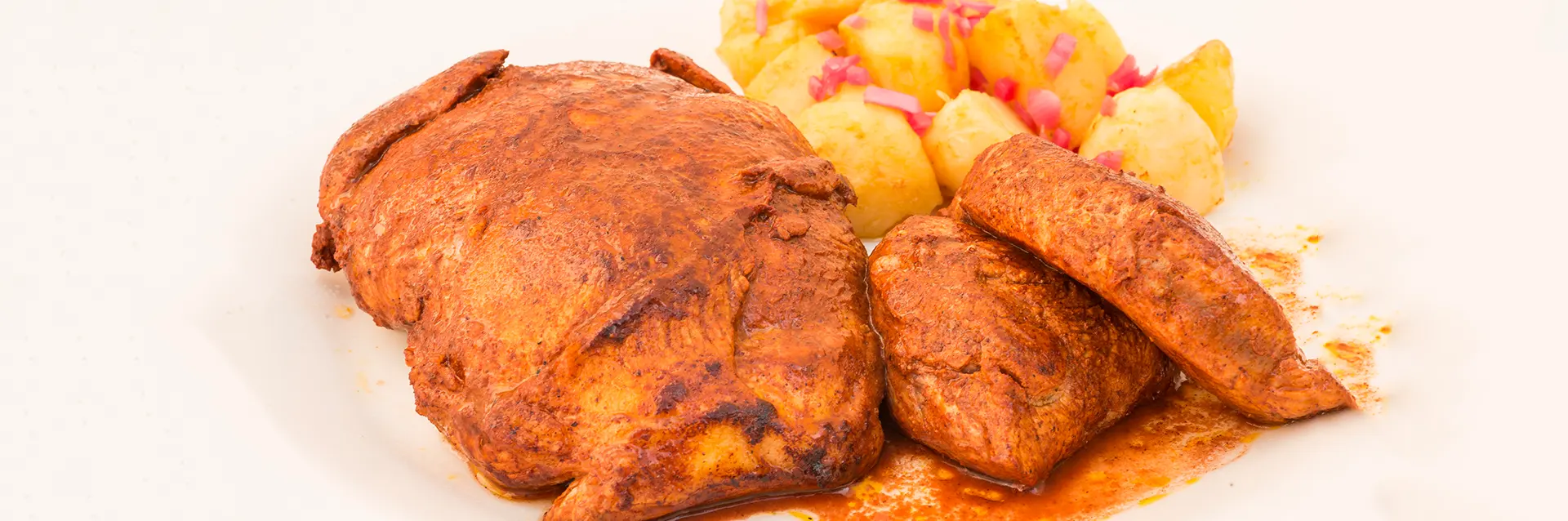 Chambarete de cerdo al achiote, ¡notas ahumadas, dulces y hasta picositas!